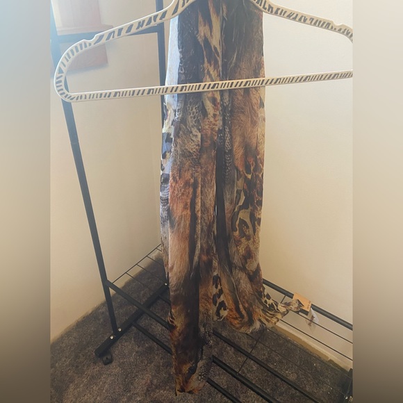 Scarf - Picture 1 of 4